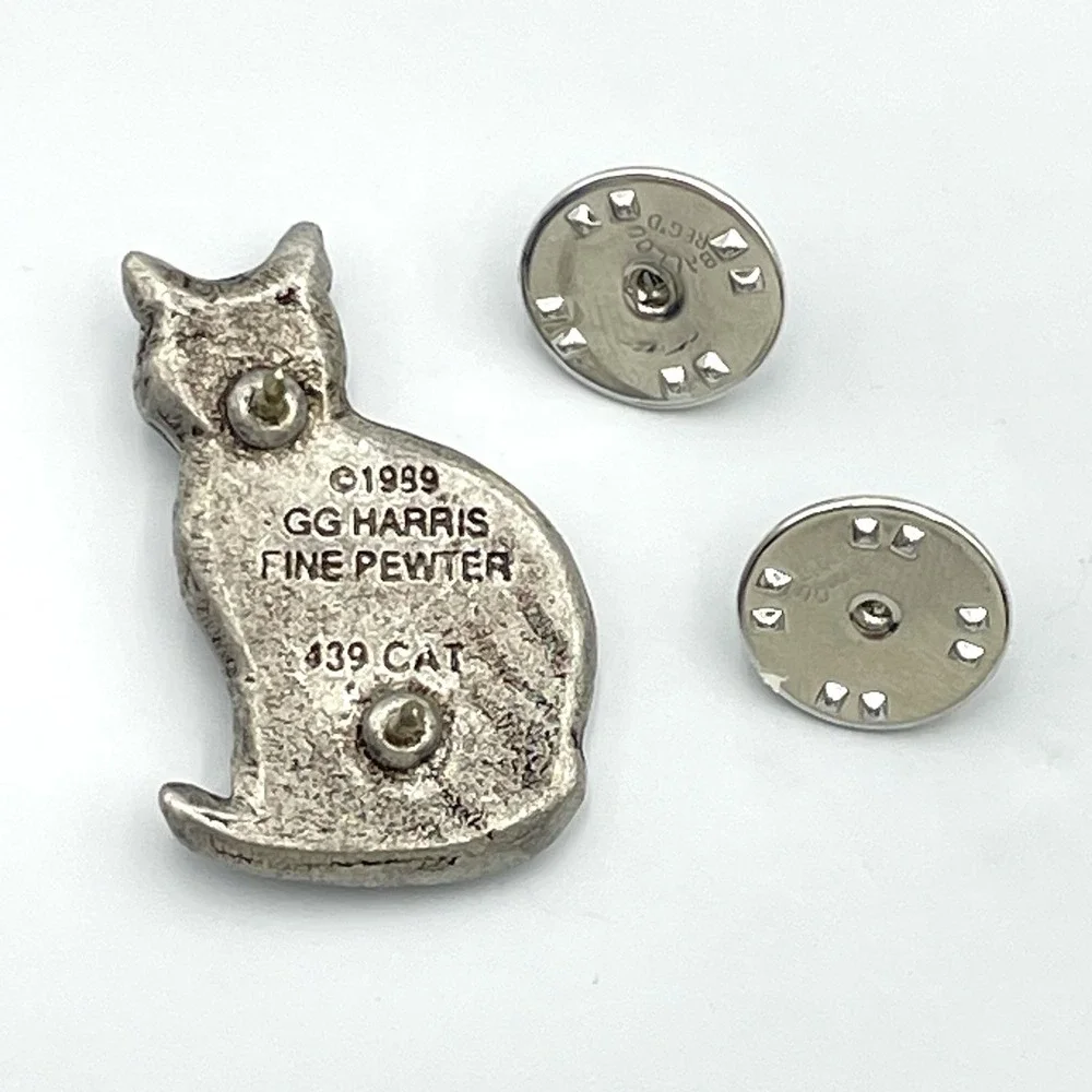 Vintage 1999‎ GG Harris Pewter Cat Lapel Pin Figural Signed 439 Cat